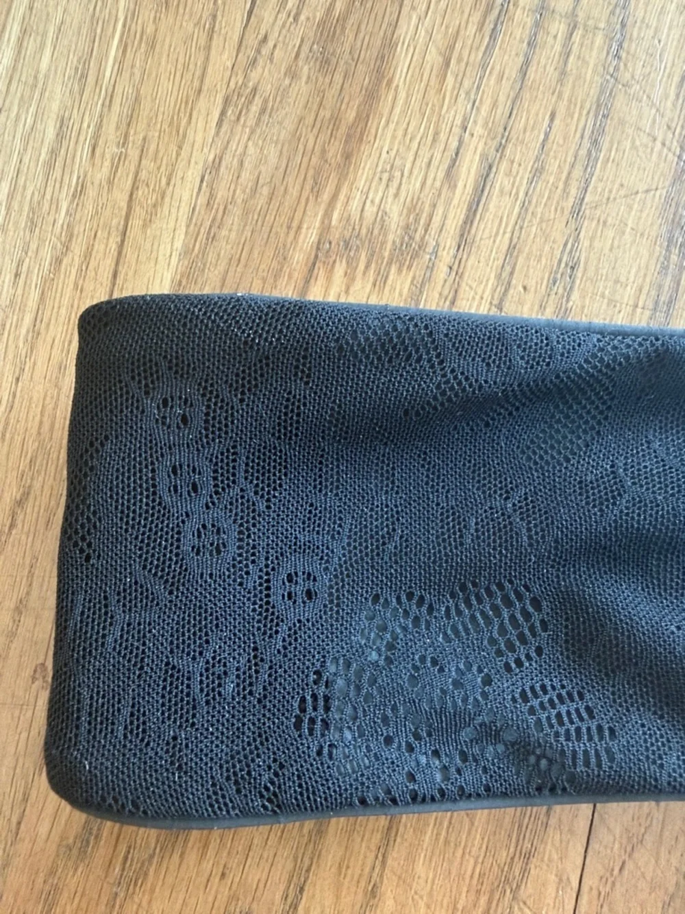 Womens black lululemon headband - Picture 3 of 5